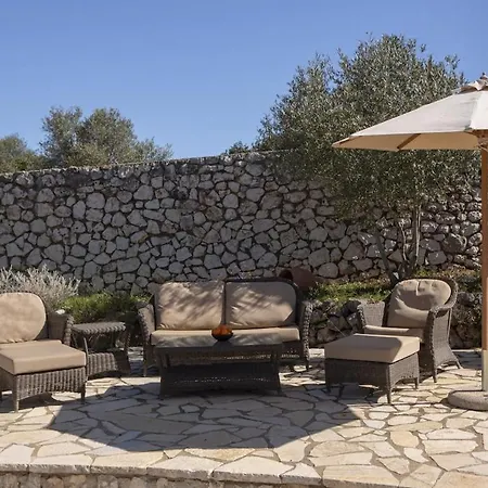 Borsa Secluded Retreat With Sea Views Gym Lefkáda