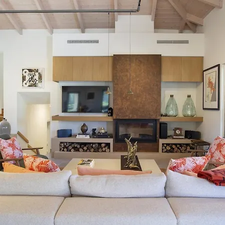 Villa Borsa Secluded Retreat With Sea Views Gym