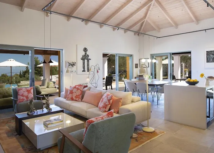 Villa Borsa Secluded Retreat With Sea Views Gym Lefkáda