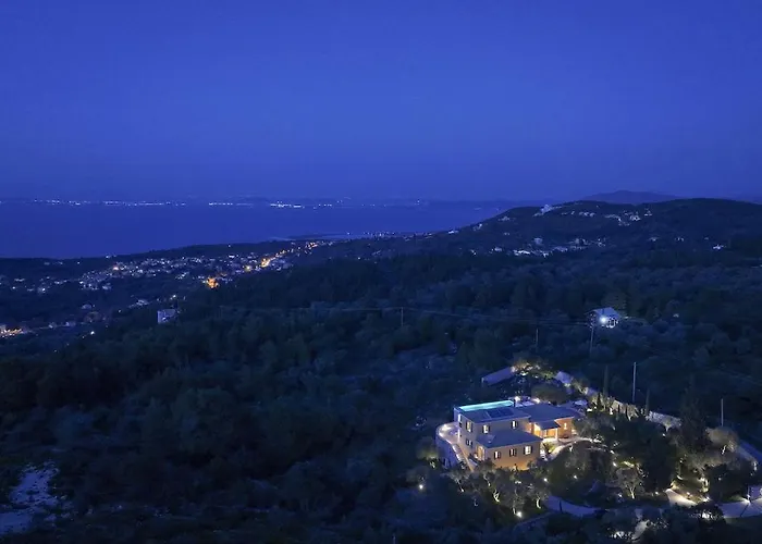 Borsa Secluded Retreat With Sea Views Gym Villa Lefkáda