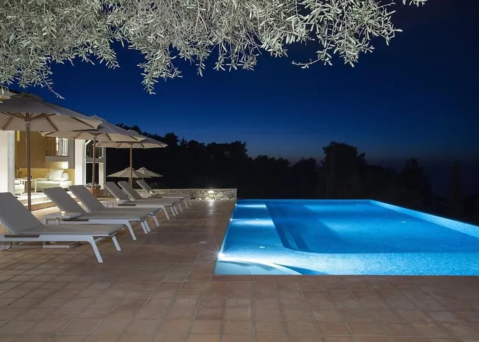 Villa Borsa Secluded Retreat With Sea Views Gym Lefkáda